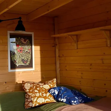 Dom wakacyjny Huettchen Ganzjaehrig Nutzbar Mit Kamin&sauna Dargun